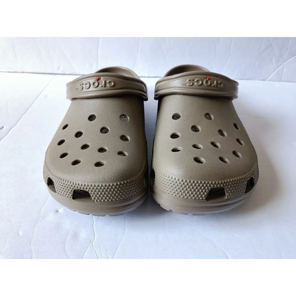 Crocs Classic Clog Unisex Slip On Shoe Ultra Ligh Green Men's 9 Women's 11